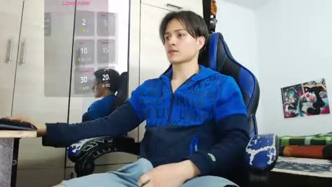 andres online show from July 16, 10:32 am
