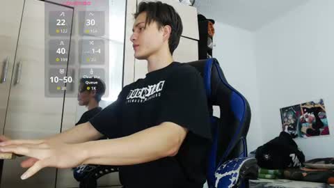 andres online show from July 30, 11:53 am