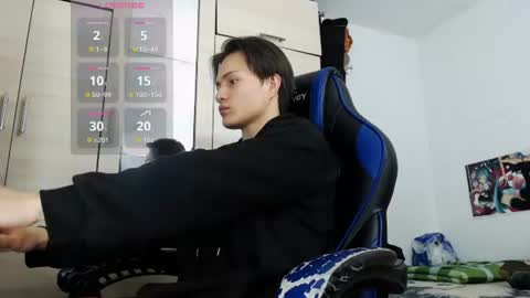 andres online show from July 31, 11:42 am