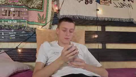 Snapshot of kano_kandy chatting on June 16, 7:22 am Kano and Kandy online show from June 16, 7:22 am