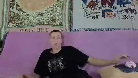Snapshot of kano_kandy chatting on July 9, 4:05 am Kano and Kandy online show from July 9, 4:05 am