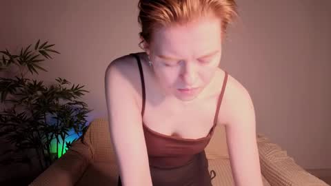 Karen online show from April 19, 1:38 am