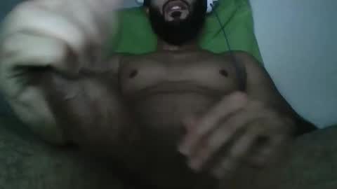 Snapshot of karim69tkt chatting on February 3, 12:31 am karim69tkt online show from February 3, 12:31 am