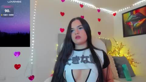 Snapshot of karin_grey69 chatting on December 21, 2:51 am Karin online show from December 21, 2:51 am