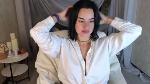 Snapshot of karina_blackberry chatting on January 13, 1:33 am your naughty Karina online show from January 13, 1:33 am