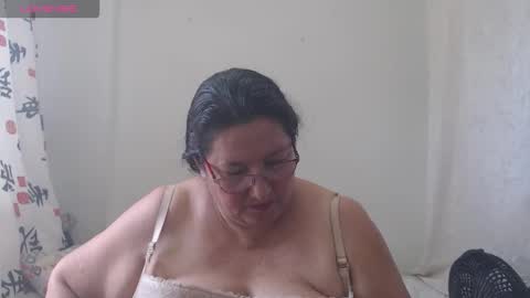 Karina online show from December 3, 3:21 pm