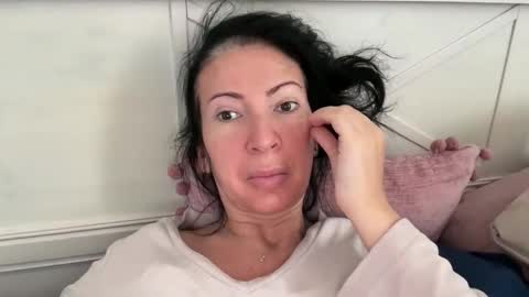 Snapshot of karinablair chatting on April 9, 8:31 am Karina online show from April 9, 8:31 am
