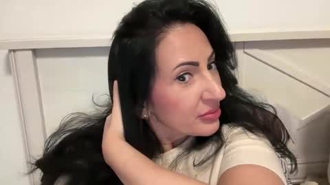 Snapshot of karinablair chatting on May 10, 8:47 pm Karina online show from May 10, 8:47 pm