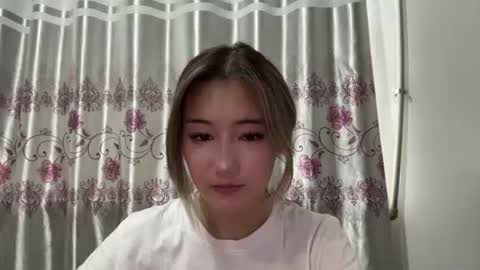 karissagius online show from August 5, 4:15 am