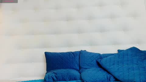 KARISSIA online show from March 27, 8:26 am