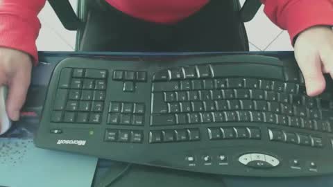 karll122 online show from February 25, 10:25 am