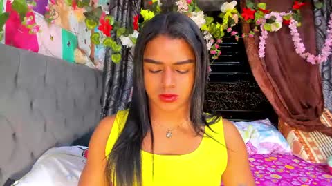 Snapshot of karly_coffe chatting on July 2, 9:48 am KARLY. online show from July 2, 9:48 am