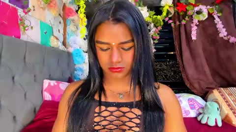 Snapshot of karly_coffe chatting on July 8, 10:20 am KARLY. online show from July 8, 10:20 am