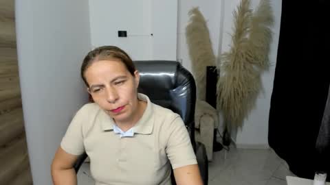 KARLYE online show from March 16, 1:55 am