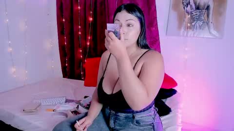 karlyprintt34 online show from April 22, 1:01 pm