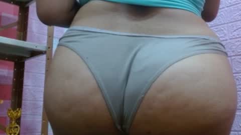 Snapshot of karol0022 chatting on June 2, 12:51 pm karol0022 online show from June 2, 12:51 pm