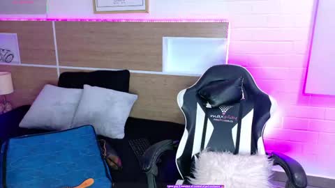 KAROL SCOTT online show from May 22, 11:43 pm