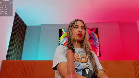 Snapshot of karola_cute_ chatting on June 14, 7:21 am katalina online show from June 14, 7:21 am