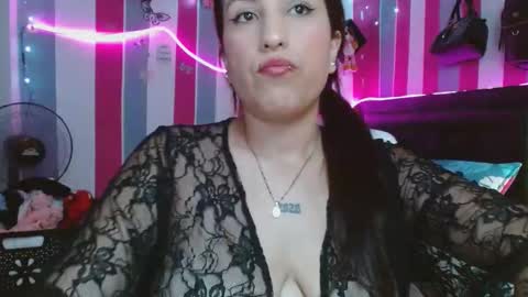 karoline_lovex online show from November 17, 4:24 pm