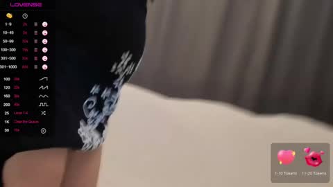 Karoline online show from December 6, 5:55 pm