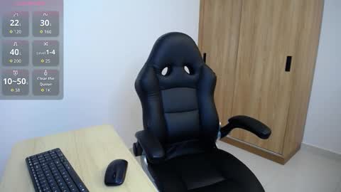 karol online show from March 13, 4:02 pm