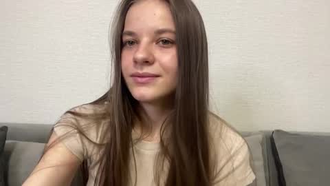 Lia online show from April 9, 4:45 pm