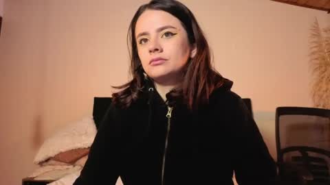 kassandra james online show from June 4, 10:43 am