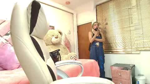 kataleya_bella online show from November 19, 6:41 pm