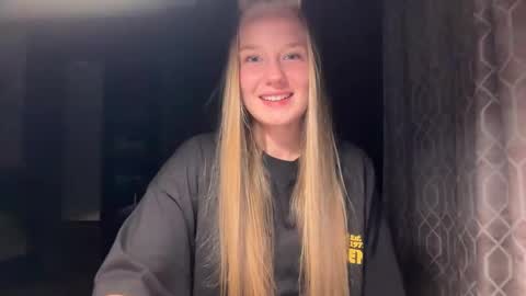 Snapshot of katcontrol chatting on March 12, 3:29 pm katcontrol online show from March 12, 3:29 pm