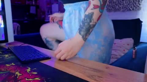 Kate online show from July 5, 5:47 am