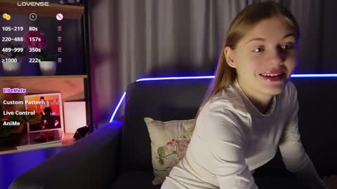 Kate online show from February 9, 3:01 pm