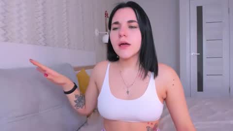 KATE online show from March 8, 2:19 pm