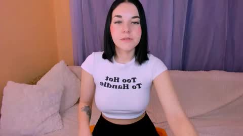 KATE online show from April 18, 6:39 am