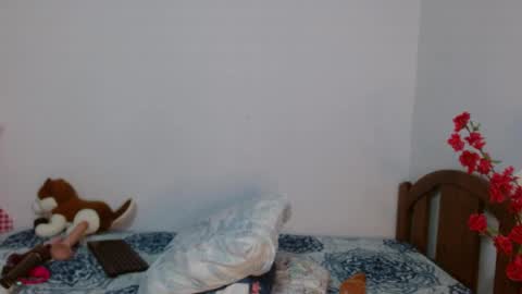 Snapshot of kateangelly chatting on April 1, 1:50 am kateangelly online show from April 1, 1:50 am