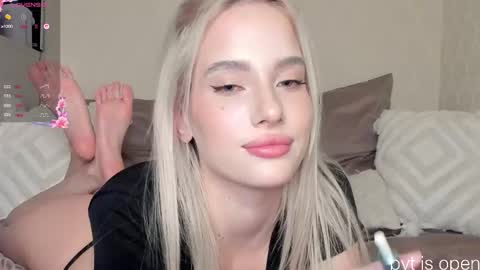    online show from December 16, 10:04 pm