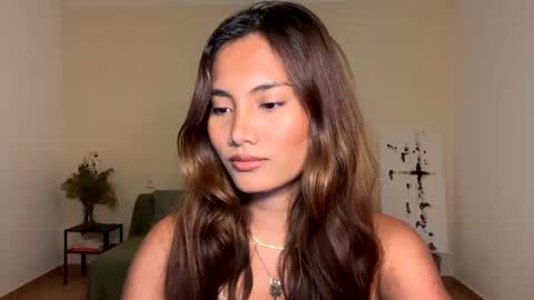 Kate Dami online show from December 3, 3:55 pm