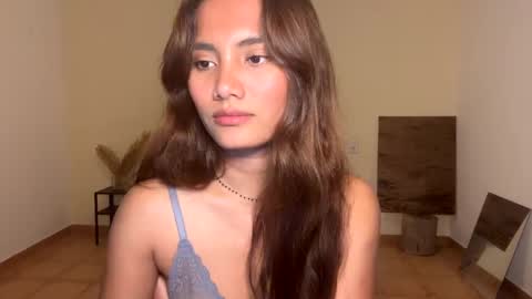 Kate Dami online show from February 18, 9:09 pm