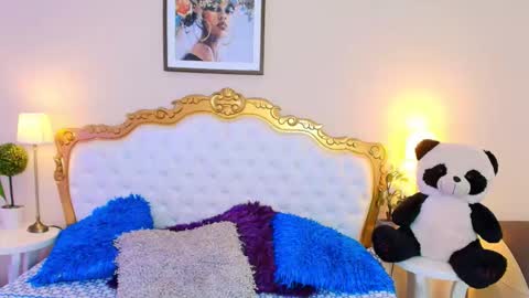 katee Martinez online show from January 17, 4:54 pm