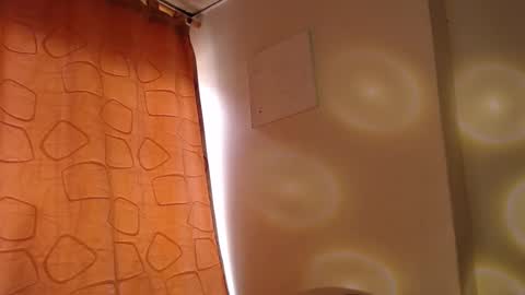 Snapshot of katehathor8 chatting on February 18, 4:47 pm kate keith but here i prefer My Goddess independient model online show from February 18, 4:47 pm