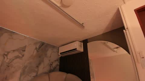 Im Katherine but call me Kate  online show from April 19, 12:15 pm