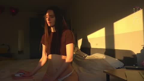 Snapshot of katesee chatting on February 18, 2:02 pm katesee online show from February 18, 2:02 pm