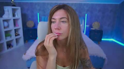 Kate online show from June 23, 6:33 am