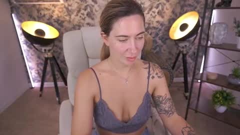 Kate online show from July 5, 5:47 am