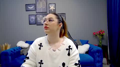 Snapshot of katewalker_ chatting on March 11, 6:19 pm Kate online show from March 11, 6:19 pm