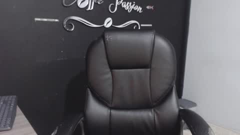 Call me Lau  online show from September 26, 10:36 pm