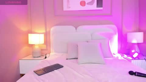 Snapshot of kathe_asian chatting on March 25, 6:47 pm online show from March 25, 6:47 pm