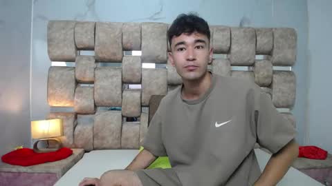 Kaht y Aiden online show from May 12, 12:13 pm