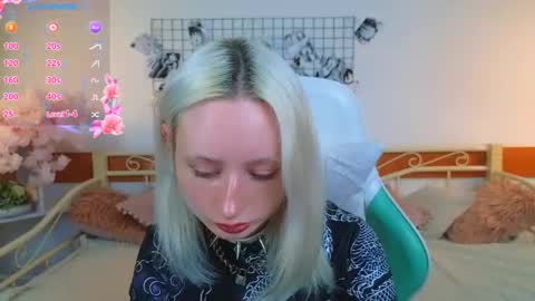 Katia  online show from March 25, 6:52 am