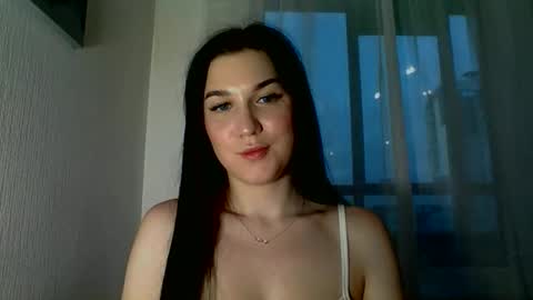 katie_foxi online show from June 2, 7:16 pm