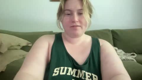 katiecopper27 online show from May 25, 6:47 pm